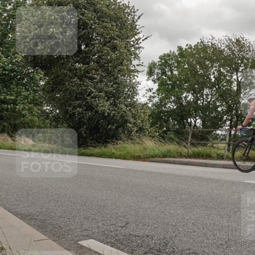 30.08.2026 - Elbe Triathlon Hamburg Michael Burmester http://msf.ph/oto/10045056 30.08.2026 15:21:25 Radfahren  meine-sportfotos.de