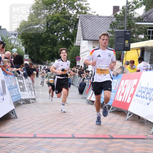 30.08.2026 - Blankeneser Heldenlauf Lena Gebhardt http://msf.ph/oto/10045078 30.08.2026 11:50:49 Ziel 2105, 2544, 2732, 2881 meine-sportfotos.de