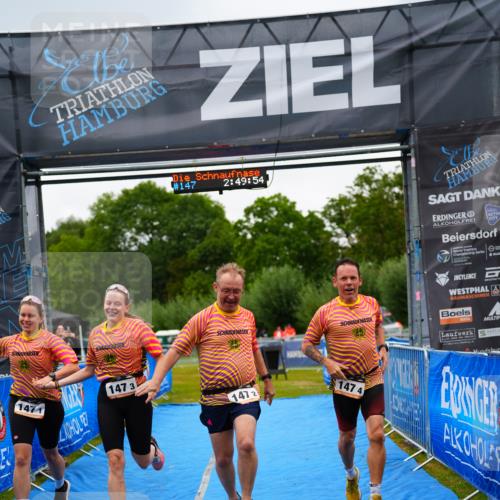 30.08.2026 - Elbe Triathlon Hamburg LAZAROV Photography http://msf.ph/oto/10045082 30.08.2026 16:49:53 Ziel  meine-sportfotos.de