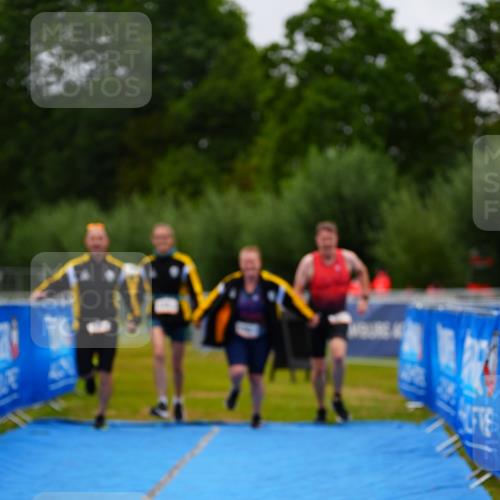 30.08.2026 - Elbe Triathlon Hamburg LAZAROV Photography http://msf.ph/oto/10045088 30.08.2026 16:50:07 Ziel  meine-sportfotos.de