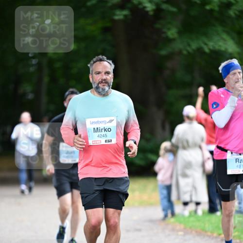 30.08.2026 - Blankeneser Heldenlauf Dr. Thomas Lammeyer http://msf.ph/oto/10045109 30.08.2026 11:22:02 Laufen 4245, 7, 431 meine-sportfotos.de