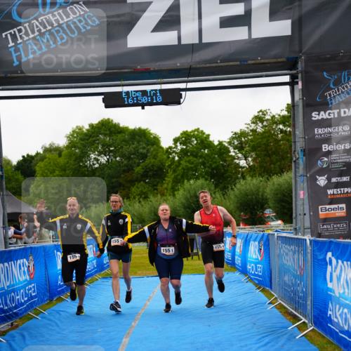30.08.2026 - Elbe Triathlon Hamburg LAZAROV Photography http://msf.ph/oto/10045112 30.08.2026 16:50:09 Ziel  meine-sportfotos.de
