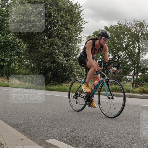 30.08.2026 - Elbe Triathlon Hamburg Michael Burmester http://msf.ph/oto/10045121 30.08.2026 15:22:00 Radfahren  meine-sportfotos.de