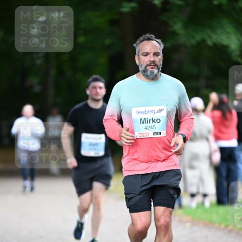 30.08.2026 - Blankeneser Heldenlauf Dr. Thomas Lammeyer http://msf.ph/oto/10045123 30.08.2026 11:22:02 Laufen 4245, 7 meine-sportfotos.de