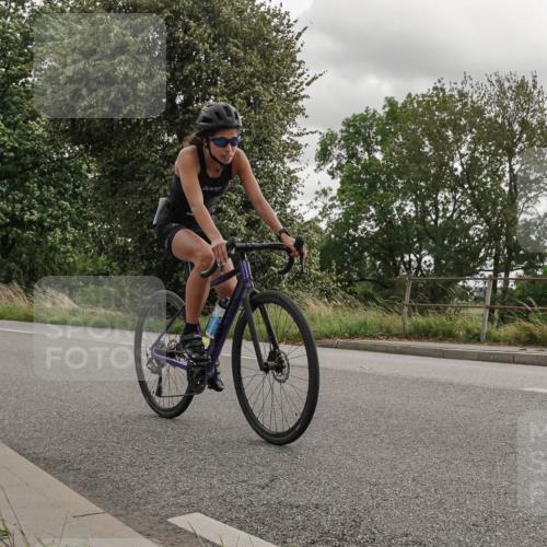 30.08.2026 - Elbe Triathlon Hamburg Michael Burmester http://msf.ph/oto/10045127 30.08.2026 15:22:01 Radfahren  meine-sportfotos.de
