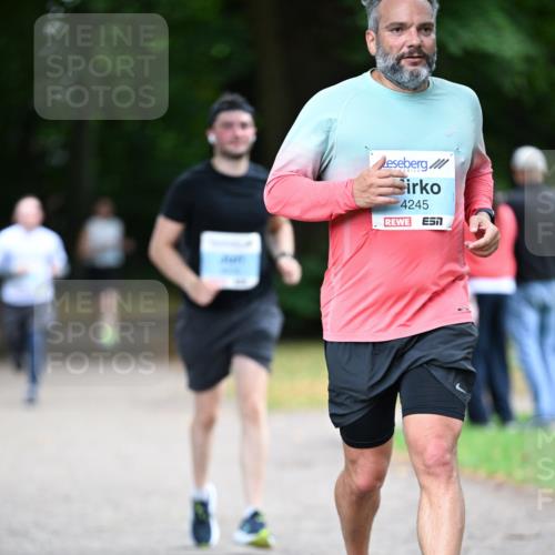 30.08.2026 - Blankeneser Heldenlauf Dr. Thomas Lammeyer http://msf.ph/oto/10045134 30.08.2026 11:22:03 Laufen 4245 meine-sportfotos.de