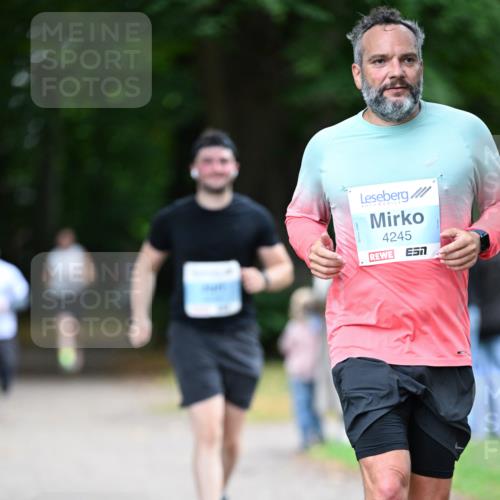 30.08.2026 - Blankeneser Heldenlauf Dr. Thomas Lammeyer http://msf.ph/oto/10045142 30.08.2026 11:22:03 Laufen 4245, 7 meine-sportfotos.de