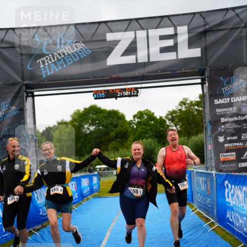 30.08.2026 - Elbe Triathlon Hamburg LAZAROV Photography http://msf.ph/oto/10045148 30.08.2026 16:50:11 Ziel  meine-sportfotos.de