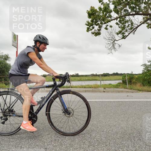 30.08.2026 - Elbe Triathlon Hamburg Michael Burmester http://msf.ph/oto/10045184 30.08.2026 14:20:44 Radfahren 141, 149 meine-sportfotos.de