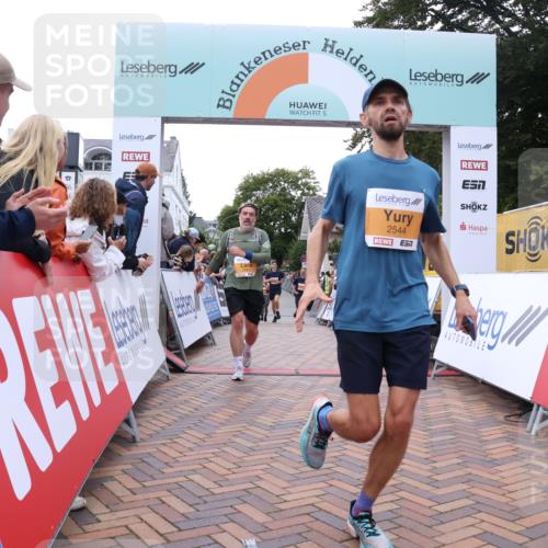 30.08.2026 - Blankeneser Heldenlauf Lena Gebhardt http://msf.ph/oto/10045191 30.08.2026 11:50:54 Ziel 2105, 2149, 2150, 2544, 2712, 2732, 2881 meine-sportfotos.de