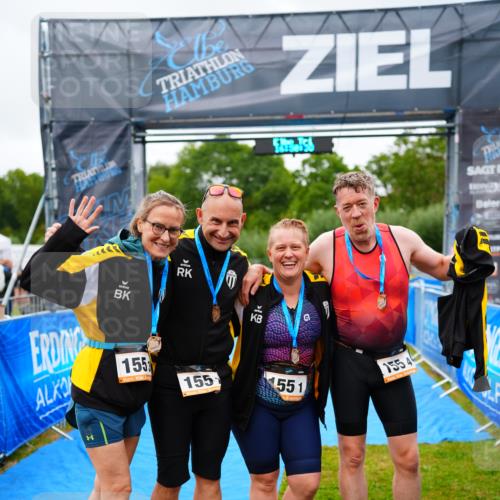 30.08.2026 - Elbe Triathlon Hamburg LAZAROV Photography http://msf.ph/oto/10045209 30.08.2026 16:50:37 Ziel  meine-sportfotos.de
