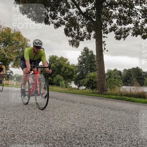 30.08.2026 - Elbe Triathlon Hamburg Michael Burmester http://msf.ph/oto/10045246 30.08.2026 09:26:56 Radfahren 229, 245, 310, 318, 328, 359, 503, 580, 595, 596, 626, 676 meine-sportfotos.de