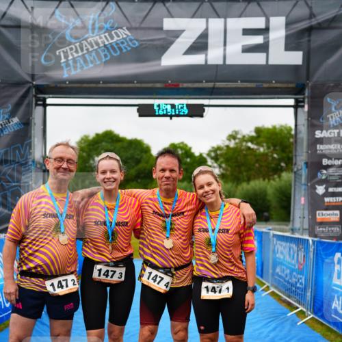 30.08.2026 - Elbe Triathlon Hamburg LAZAROV Photography http://msf.ph/oto/10045253 30.08.2026 16:51:29 Ziel  meine-sportfotos.de