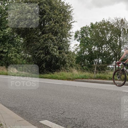 30.08.2026 - Elbe Triathlon Hamburg Michael Burmester http://msf.ph/oto/10045279 30.08.2026 15:24:02 Radfahren  meine-sportfotos.de