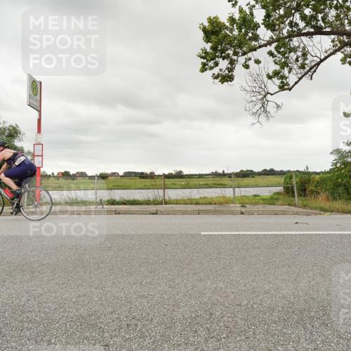 30.08.2026 - Elbe Triathlon Hamburg Michael Burmester http://msf.ph/oto/10045291 30.08.2026 14:21:16 Radfahren 179 meine-sportfotos.de