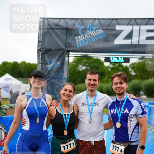 30.08.2026 - Elbe Triathlon Hamburg LAZAROV Photography http://msf.ph/oto/10045326 30.08.2026 16:56:39 Ziel  meine-sportfotos.de