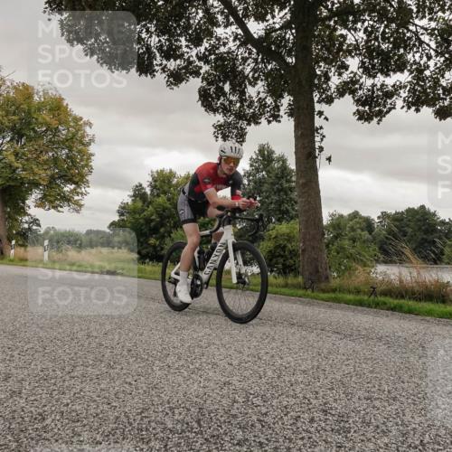 30.08.2026 - Elbe Triathlon Hamburg Michael Burmester http://msf.ph/oto/10045387 30.08.2026 09:27:30 Radfahren 325, 464, 526, 556, 665 meine-sportfotos.de