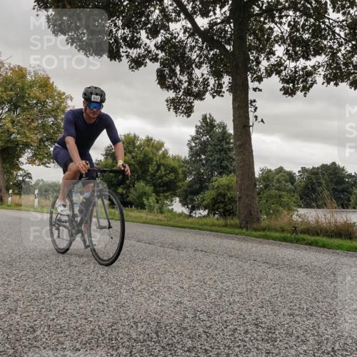 30.08.2026 - Elbe Triathlon Hamburg Michael Burmester http://msf.ph/oto/10045437 30.08.2026 09:27:41 Radfahren 613, 647 meine-sportfotos.de