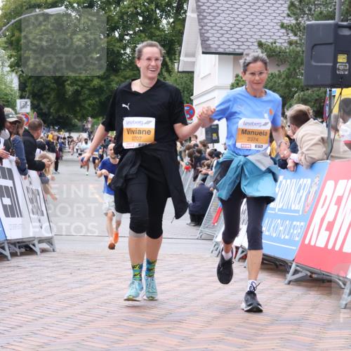 30.08.2026 - Blankeneser Heldenlauf Lena Gebhardt http://msf.ph/oto/10045442 30.08.2026 11:51:08 Ziel 2209, 2374, 2707 meine-sportfotos.de