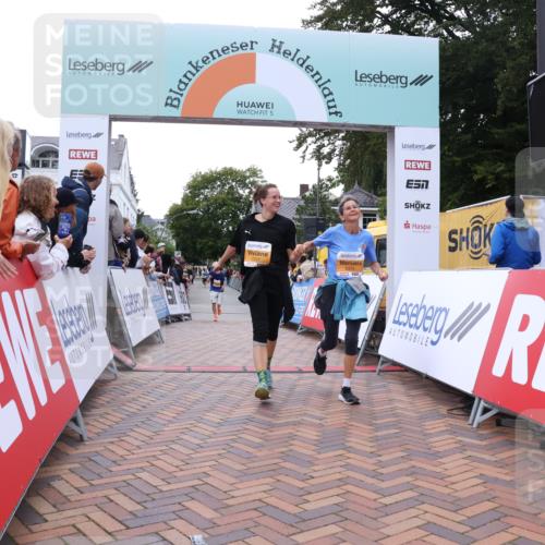 30.08.2026 - Blankeneser Heldenlauf Lena Gebhardt http://msf.ph/oto/10045469 30.08.2026 11:51:09 Ziel 2374, 2694, 2707 meine-sportfotos.de