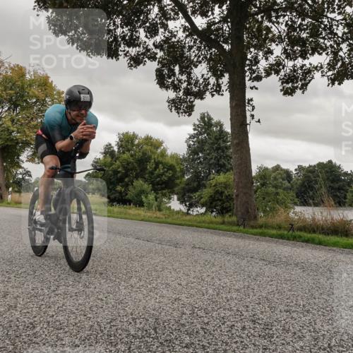 30.08.2026 - Elbe Triathlon Hamburg Michael Burmester http://msf.ph/oto/10045489 30.08.2026 09:28:01 Radfahren 211, 215, 220, 290, 374, 475, 481, 544, 618, 667, 689 meine-sportfotos.de