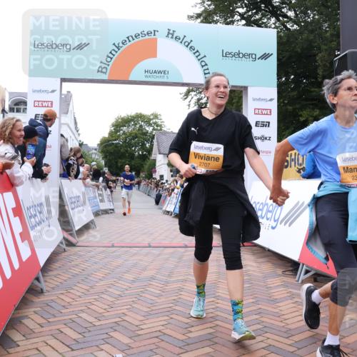 30.08.2026 - Blankeneser Heldenlauf Lena Gebhardt http://msf.ph/oto/10045511 30.08.2026 11:51:11 Ziel 2374, 2694, 2707 meine-sportfotos.de