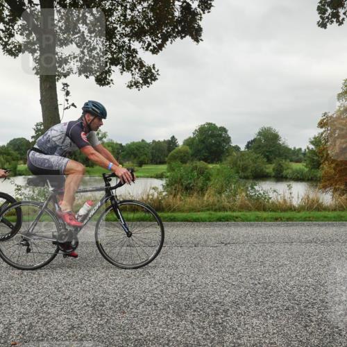 30.08.2026 - Elbe Triathlon Hamburg Michael Burmester http://msf.ph/oto/10045530 30.08.2026 09:18:07 Radfahren 236, 281, 386 meine-sportfotos.de