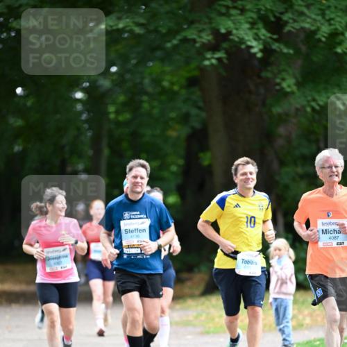 30.08.2026 - Blankeneser Heldenlauf Dr. Thomas Lammeyer http://msf.ph/oto/10045537 30.08.2026 11:22:44 Laufen 4136, 30, 4087, 7, 4307, 4175 meine-sportfotos.de