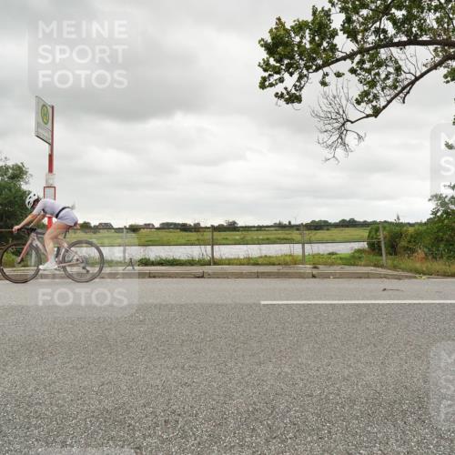 30.08.2026 - Elbe Triathlon Hamburg Michael Burmester http://msf.ph/oto/10045561 30.08.2026 14:24:34 Radfahren  meine-sportfotos.de