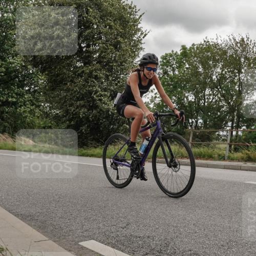 30.08.2026 - Elbe Triathlon Hamburg Michael Burmester http://msf.ph/oto/10045571 30.08.2026 15:27:32 Radfahren  meine-sportfotos.de