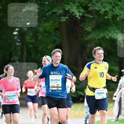 30.08.2026 - Blankeneser Heldenlauf Dr. Thomas Lammeyer http://msf.ph/oto/10045574 30.08.2026 11:22:45 Laufen 4307, 4136, 2025, 10, 4175 meine-sportfotos.de