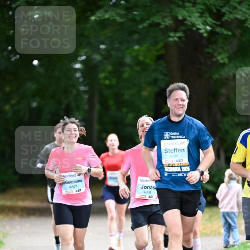 30.08.2026 - Blankeneser Heldenlauf Dr. Thomas Lammeyer http://msf.ph/oto/10045585 30.08.2026 11:22:46 Laufen 4307, 4308, 4136, 2025 meine-sportfotos.de