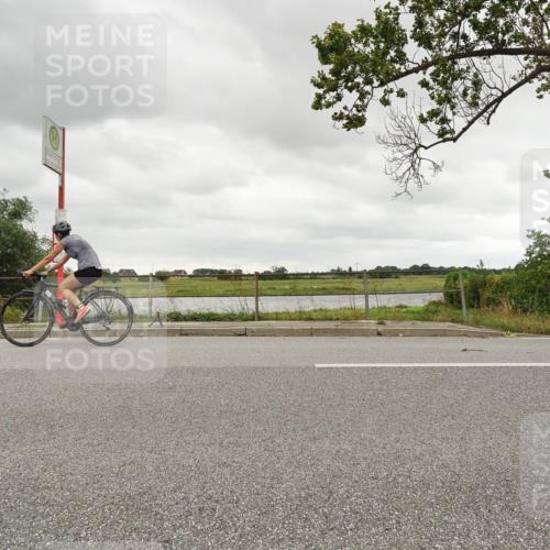 30.08.2026 - Elbe Triathlon Hamburg Michael Burmester http://msf.ph/oto/10045587 30.08.2026 14:25:12 Radfahren 169 meine-sportfotos.de