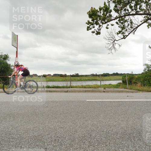 30.08.2026 - Elbe Triathlon Hamburg Michael Burmester http://msf.ph/oto/10045631 30.08.2026 14:26:18 Radfahren  meine-sportfotos.de