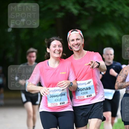 30.08.2026 - Blankeneser Heldenlauf Dr. Thomas Lammeyer http://msf.ph/oto/10045646 30.08.2026 11:22:49 Laufen 4307, 4308 meine-sportfotos.de