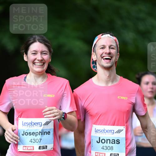 30.08.2026 - Blankeneser Heldenlauf Dr. Thomas Lammeyer http://msf.ph/oto/10045673 30.08.2026 11:22:50 Laufen 4307, 4308 meine-sportfotos.de
