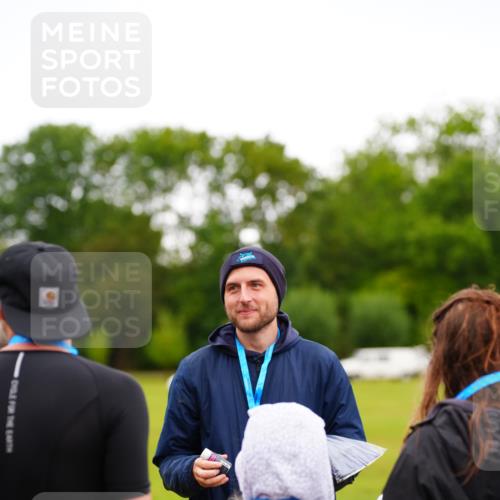 30.08.2026 - Elbe Triathlon Hamburg LAZAROV Photography http://msf.ph/oto/10045689 30.08.2026 17:04:08 Ziel  meine-sportfotos.de