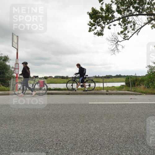 30.08.2026 - Elbe Triathlon Hamburg Michael Burmester http://msf.ph/oto/10045695 30.08.2026 14:29:14 Radfahren  meine-sportfotos.de