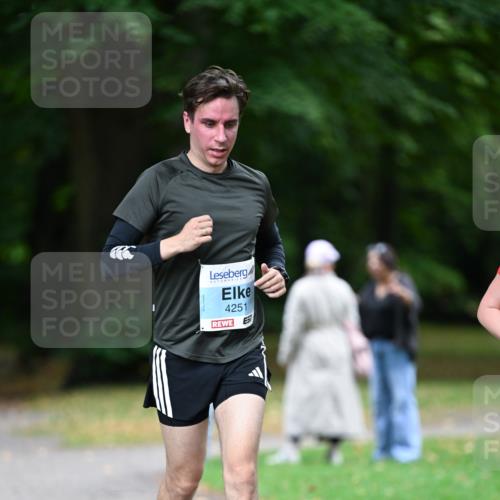 30.08.2026 - Blankeneser Heldenlauf Dr. Thomas Lammeyer http://msf.ph/oto/10045702 30.08.2026 11:22:51 Laufen 4251 meine-sportfotos.de