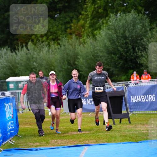 30.08.2026 - Elbe Triathlon Hamburg LAZAROV Photography http://msf.ph/oto/10045717 30.08.2026 17:05:00 Ziel  meine-sportfotos.de