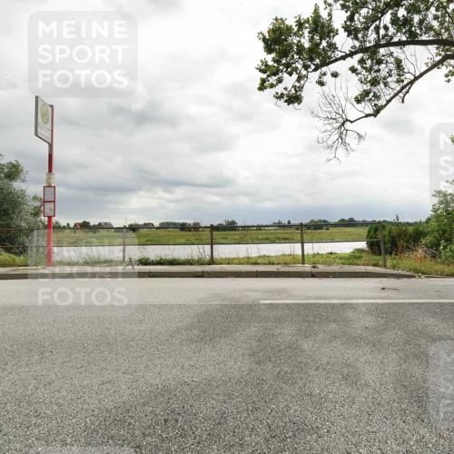 30.08.2026 - Elbe Triathlon Hamburg Michael Burmester http://msf.ph/oto/10045723 30.08.2026 14:31:28 Radfahren  meine-sportfotos.de