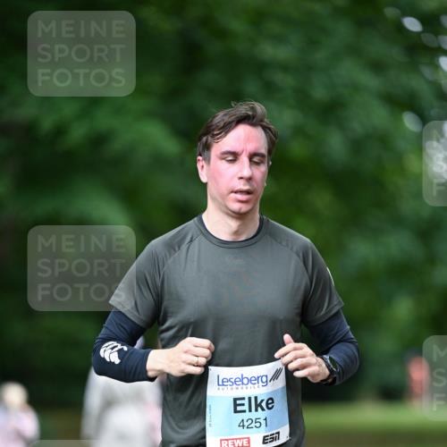 30.08.2026 - Blankeneser Heldenlauf Dr. Thomas Lammeyer http://msf.ph/oto/10045731 30.08.2026 11:22:53 Laufen 4251, 51 meine-sportfotos.de