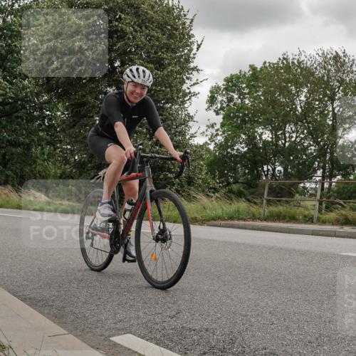 30.08.2026 - Elbe Triathlon Hamburg Michael Burmester http://msf.ph/oto/10045736 30.08.2026 15:29:03 Radfahren  meine-sportfotos.de