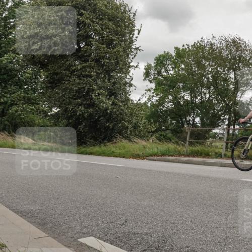 30.08.2026 - Elbe Triathlon Hamburg Michael Burmester http://msf.ph/oto/10045767 30.08.2026 15:29:37 Radfahren  meine-sportfotos.de