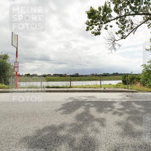 30.08.2026 - Elbe Triathlon Hamburg Michael Burmester http://msf.ph/oto/10045848 30.08.2026 14:33:03 Radfahren  meine-sportfotos.de
