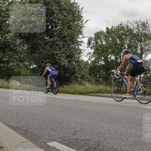 30.08.2026 - Elbe Triathlon Hamburg Michael Burmester http://msf.ph/oto/10045851 30.08.2026 15:30:31 Radfahren  meine-sportfotos.de