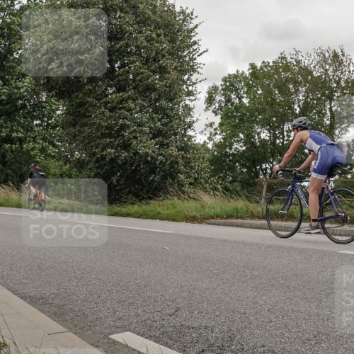 30.08.2026 - Elbe Triathlon Hamburg Michael Burmester http://msf.ph/oto/10045869 30.08.2026 15:30:38 Radfahren  meine-sportfotos.de