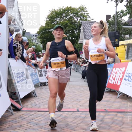 30.08.2026 - Blankeneser Heldenlauf Lena Gebhardt http://msf.ph/oto/10045877 30.08.2026 11:51:37 Ziel 2508, 2517, 2835 meine-sportfotos.de