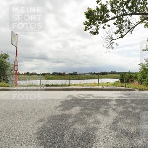 30.08.2026 - Elbe Triathlon Hamburg Michael Burmester http://msf.ph/oto/10045883 30.08.2026 14:33:06 Radfahren  meine-sportfotos.de