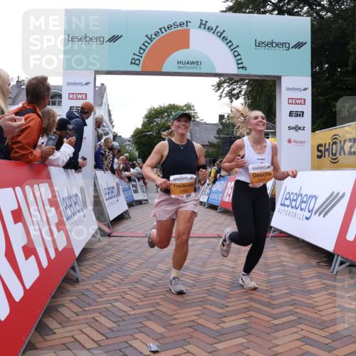 30.08.2026 - Blankeneser Heldenlauf Lena Gebhardt http://msf.ph/oto/10045889 30.08.2026 11:51:38 Ziel 2222, 2508, 2517, 2554, 2835 meine-sportfotos.de